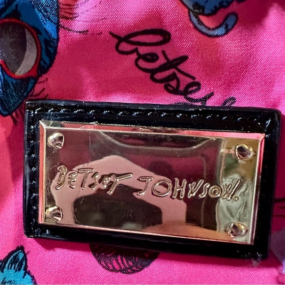 Betsey Johnson Neon Pink Kitten & Yarn Bag - Picture 3 of 9